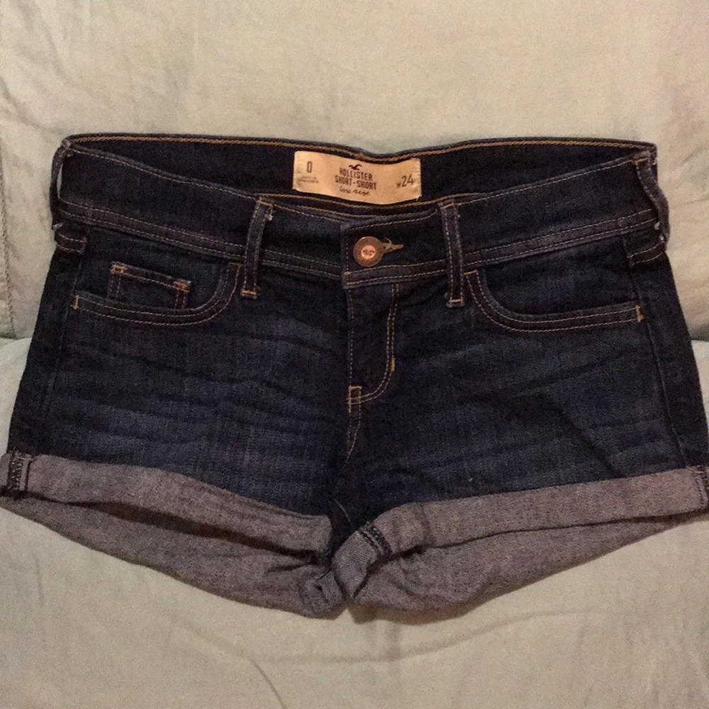 🌴Hollister Low-Rise Short-Short🌴